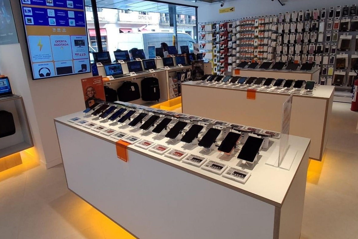 La tienda de PcComponentes en Barcelona, devastada por los saqueos: la empresa explica qué ocurrirá ahora